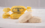 Polvorón de Almendra con Baño de Choco Blanco
