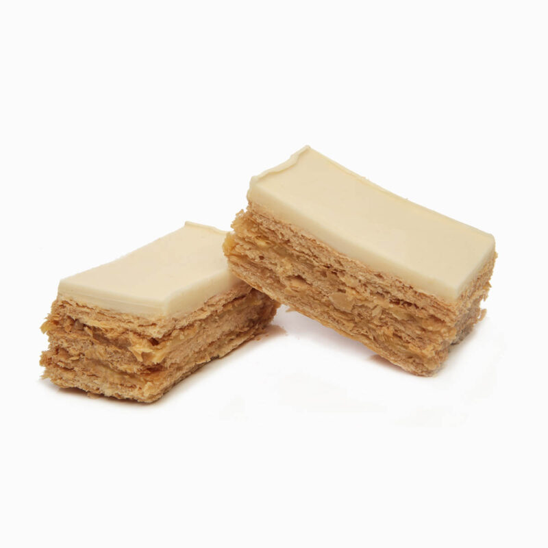 dos Milhojas Blancas rellenas de crema