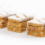 Milhoja Glass sin azúcar elaborado con masas de hojaldre y Rellenas de crema pastelera y maltitol molido