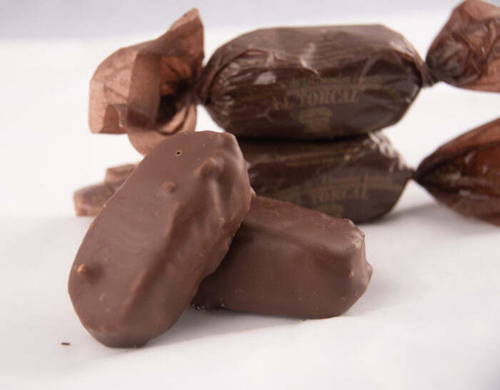 Polvorón de Almendra con Baño de Choco - Imagen 2